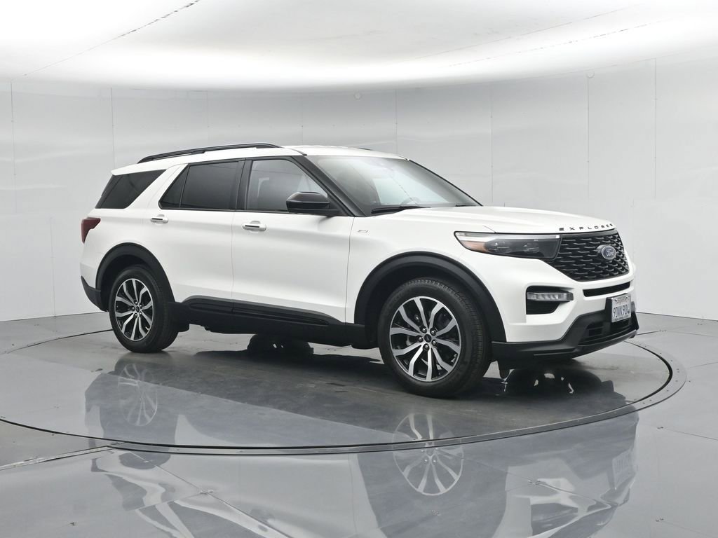 Used 2022 Ford Explorer ST-Line RWD image 32
