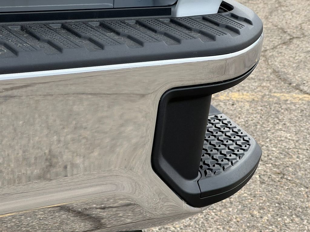 New 2026 GMC Sierra 3500 SLE w/ SLE Value Package image 10
