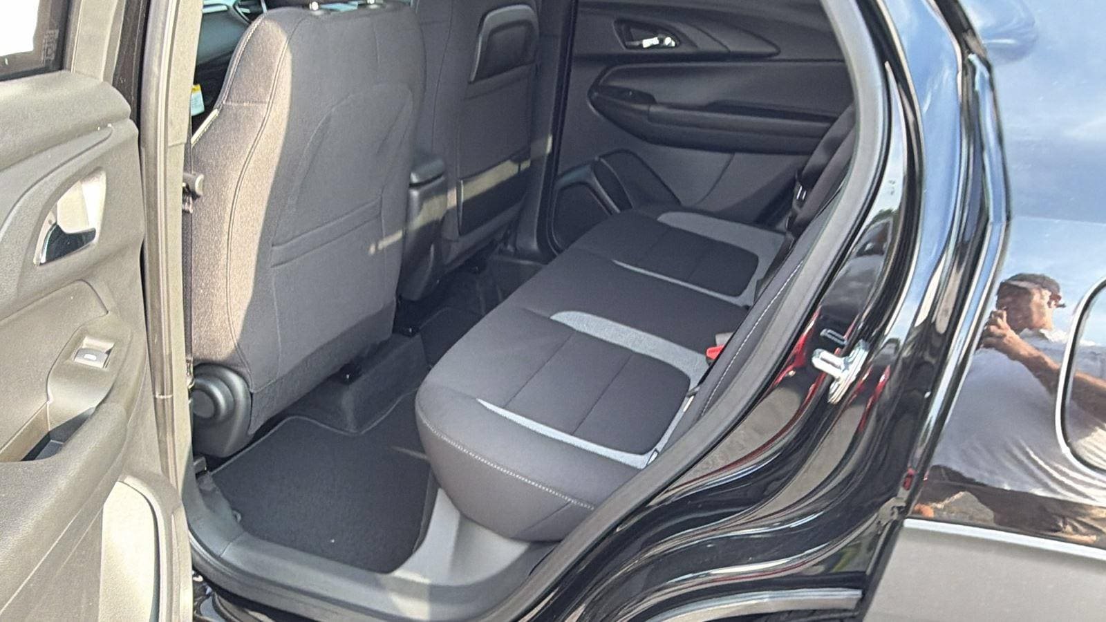 New 2026 Chevrolet TrailBlazer LT w/ Midnight Edition FWD image 18