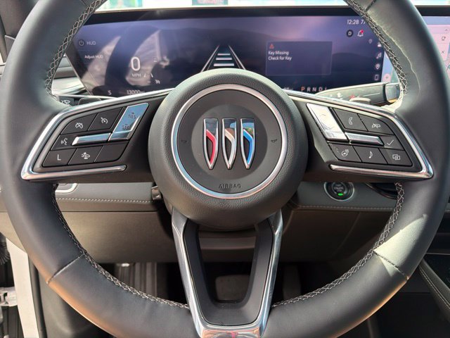 Used 2025 Buick Enclave Avenir FWD image 24