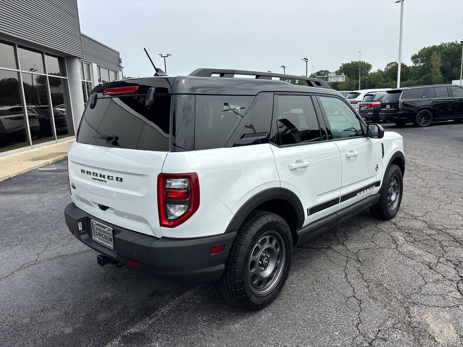 Used 2024 Ford Bronco Sport Outer Banks AWD/4WD image 7