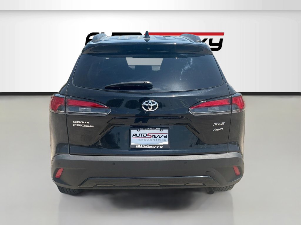 Used 2025 Toyota Corolla Cross XLE w/ Convenience Package AWD/4WD image 6