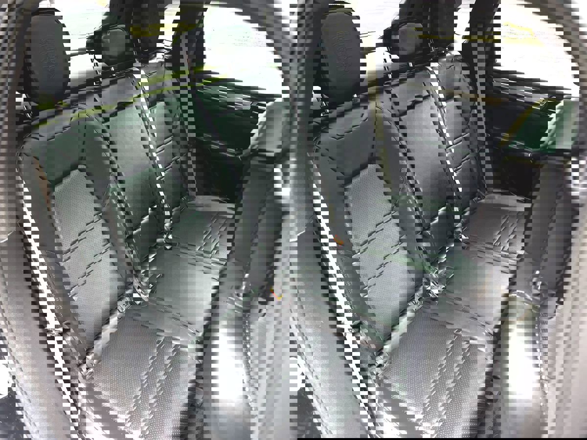 Used 2023 Porsche Cayenne Platinum Edition image 17