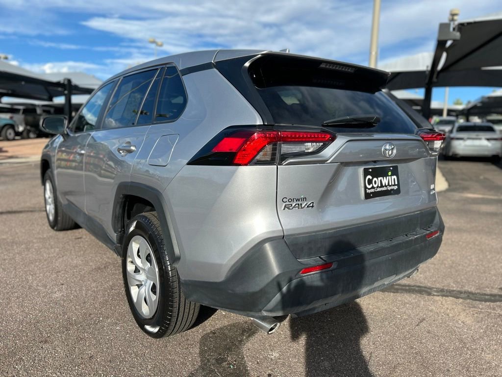 Used 2024 Toyota RAV4 LE image 8