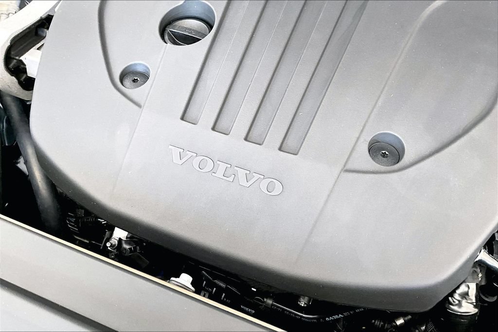 New 2026 Volvo XC90 B5 Plus AWD/4WD image 34
