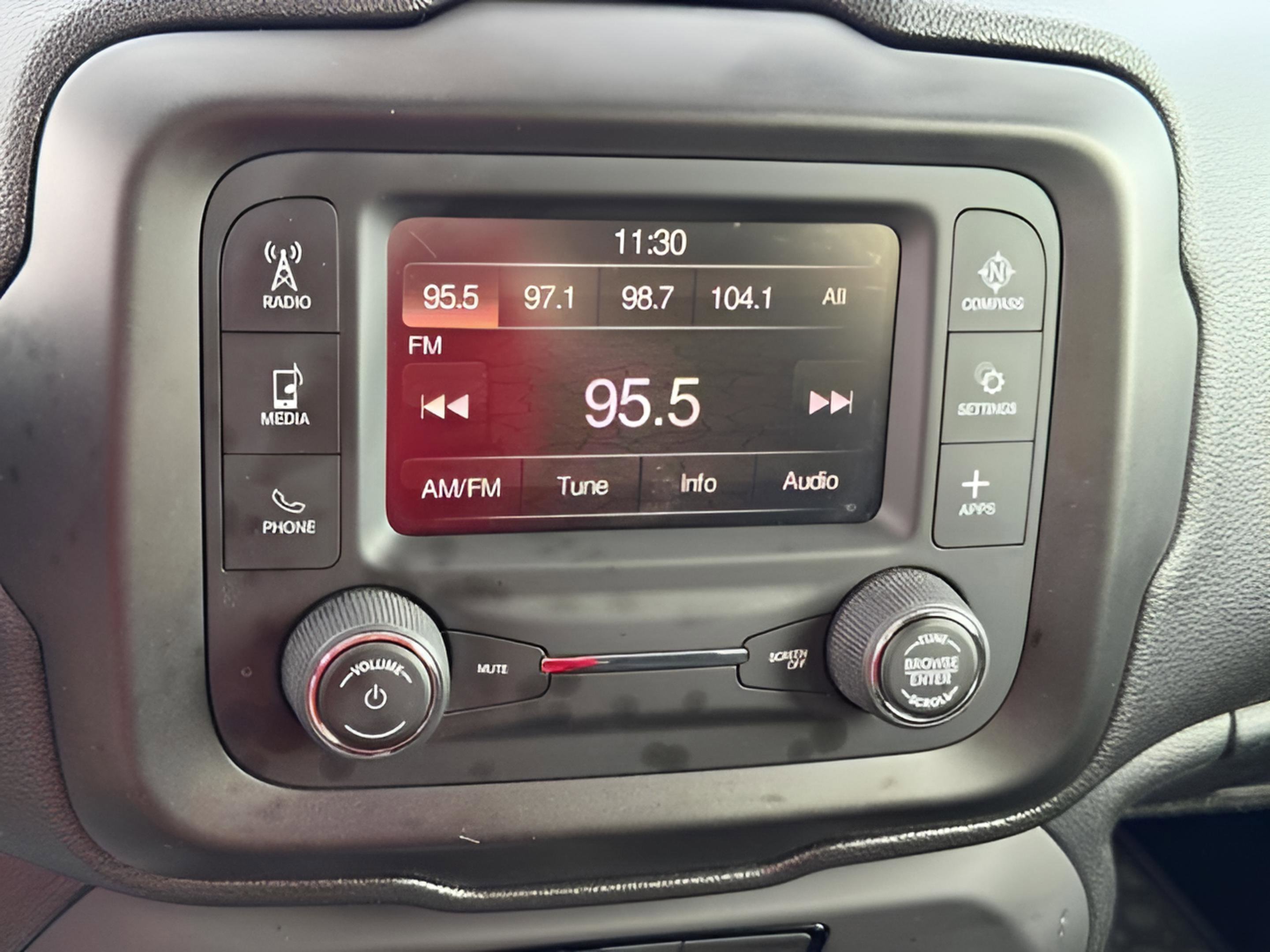 Used 2019 Jeep Renegade Sport w/ Sport Appearance Group image 20