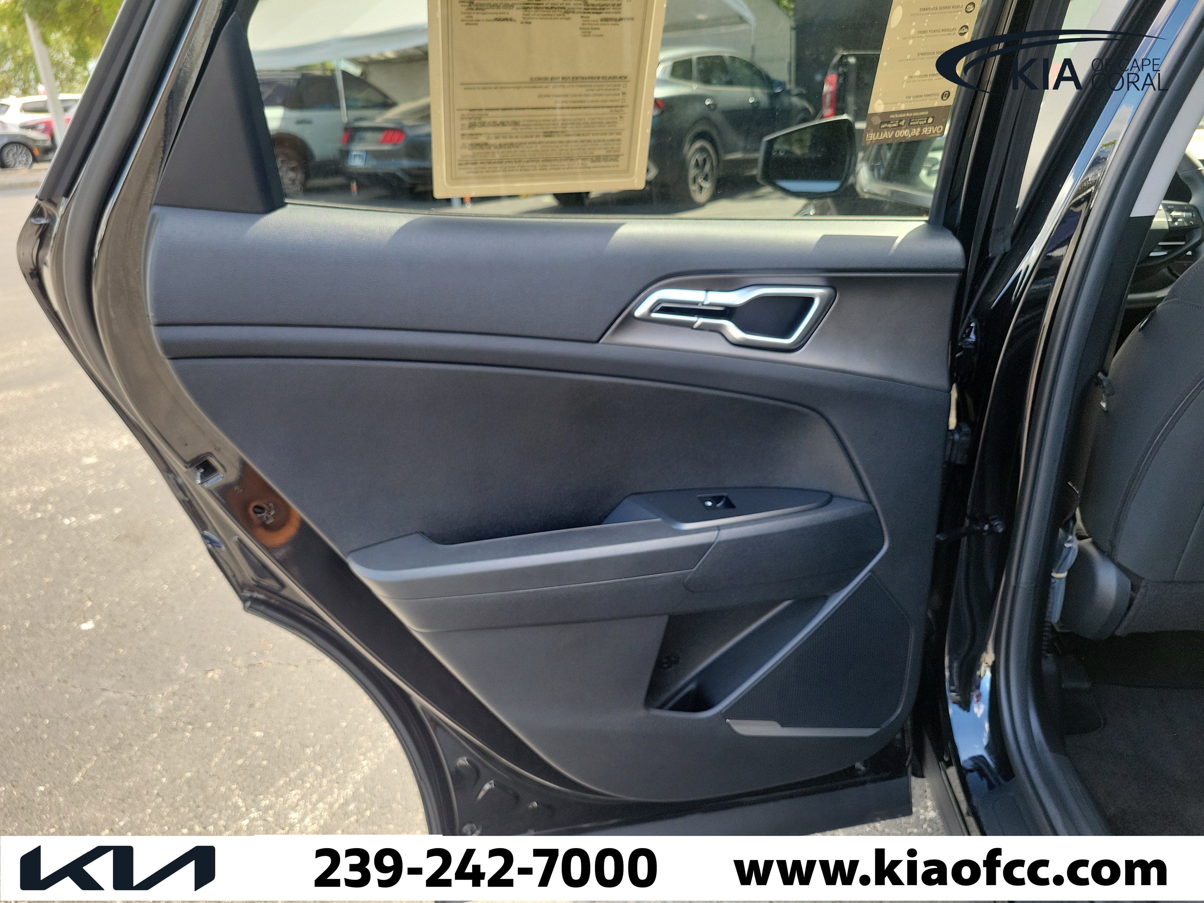 Used 2026 Kia Sportage LX image 13