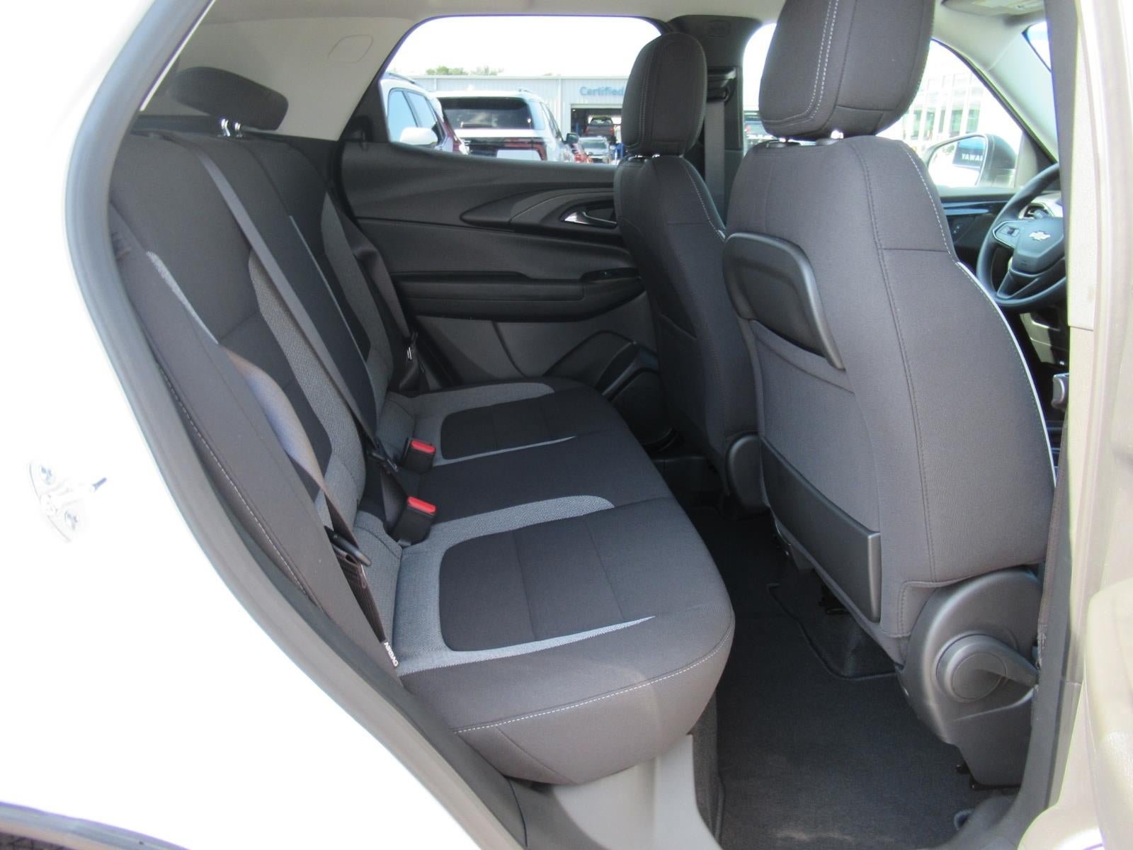 New 2026 Chevrolet TrailBlazer LS w/ LS Convenience Package FWD image 30