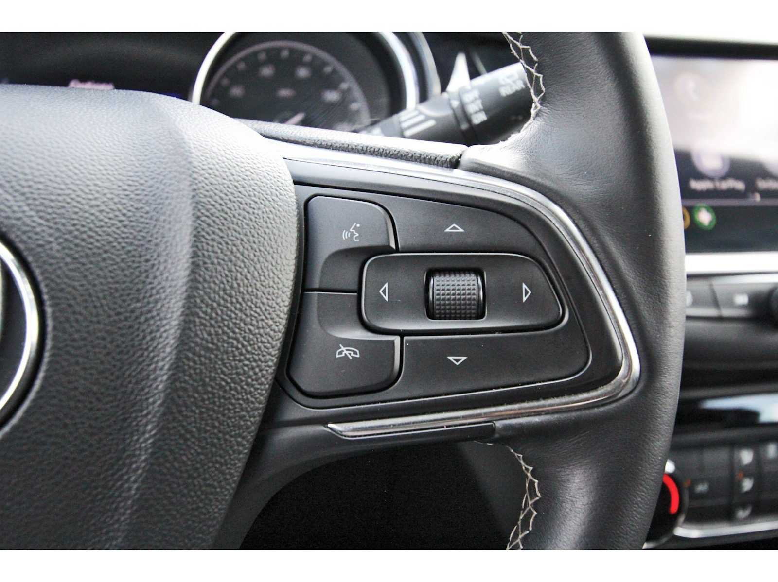 Used 2020 Buick Encore GX Preferred FWD image 16