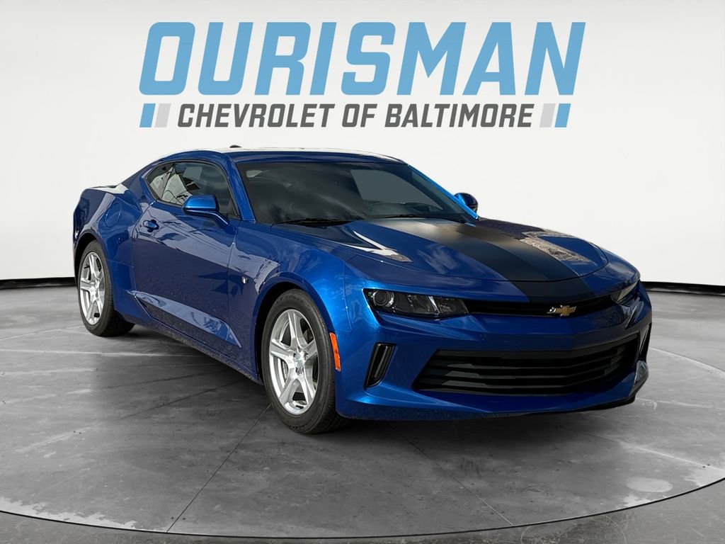 Used 2018 Chevrolet Camaro LT image 1