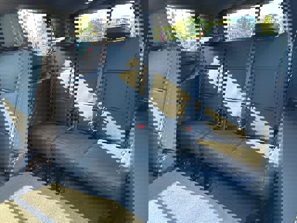 Used 2023 Chevrolet Tahoe LT image 13