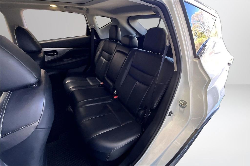 Used 2016 Nissan Murano S AWD/4WD image 21