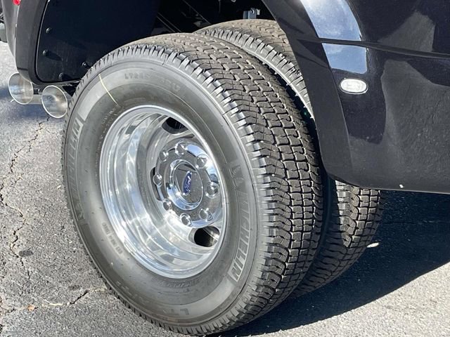 New 2026 Ford F350 Platinum w/ Platinum Plus Package image 37