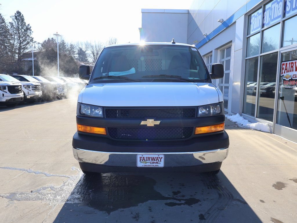New 2025 Chevrolet Express 2500 w/ Driver Convenience Package RWD image 6
