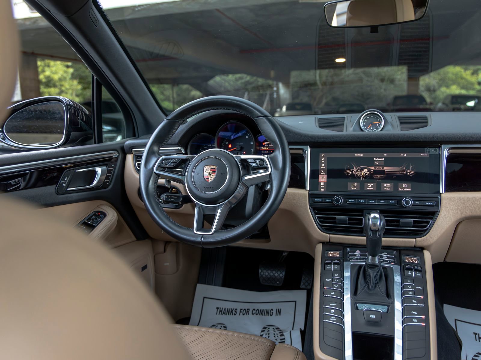 Certified 2020 Porsche Macan AWD/4WD image 41