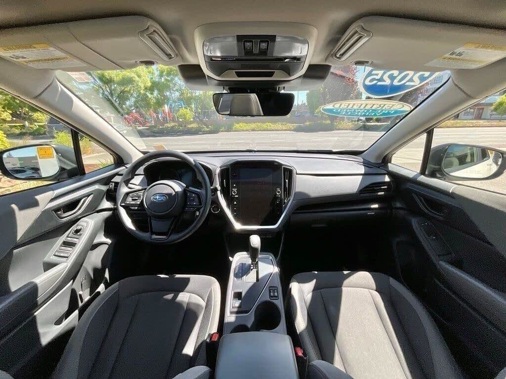 Used 2025 Subaru Crosstrek 2.5i Premium AWD/4WD image 14