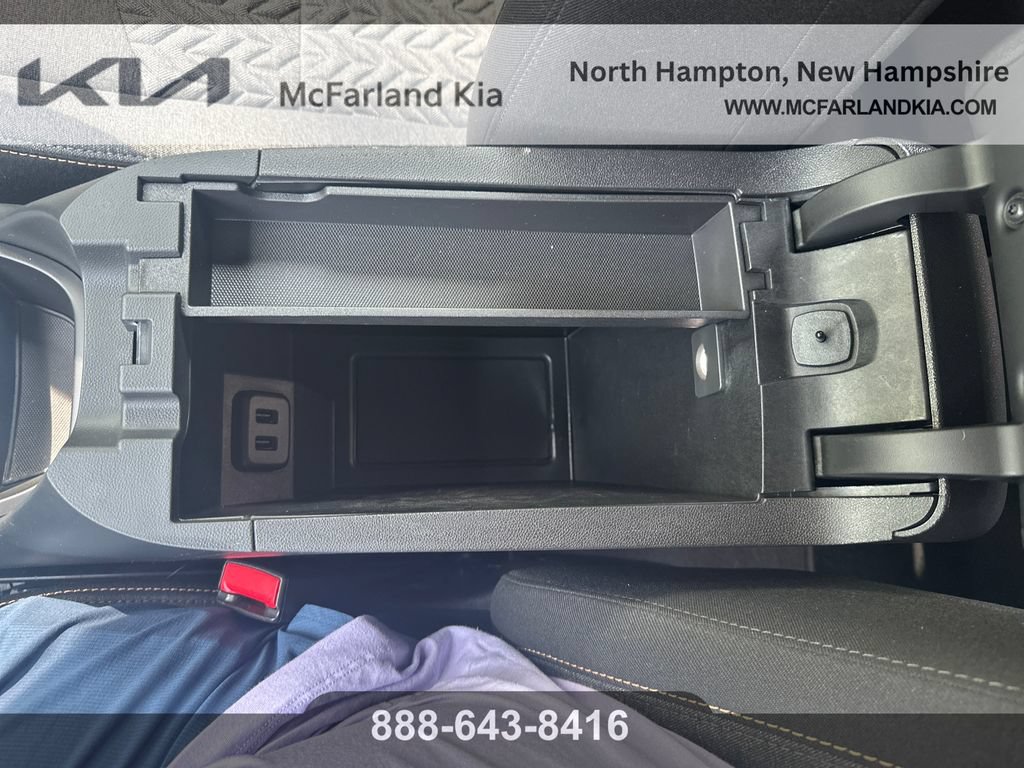 Used 2024 Chevrolet Equinox LT AWD/4WD image 24