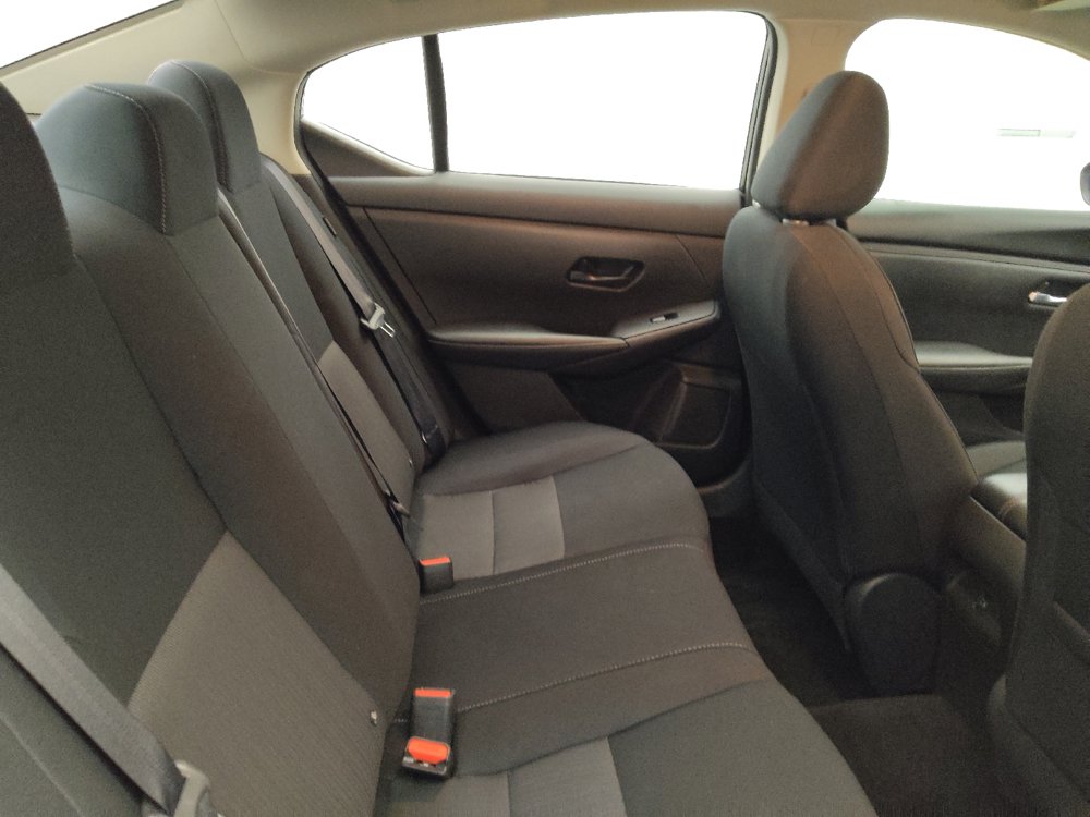 Used 2025 Nissan Sentra SV FWD image 19