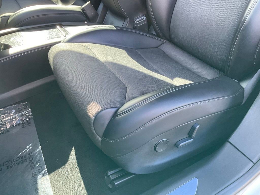 Used 2017 Tesla Model S 75 RWD image 16