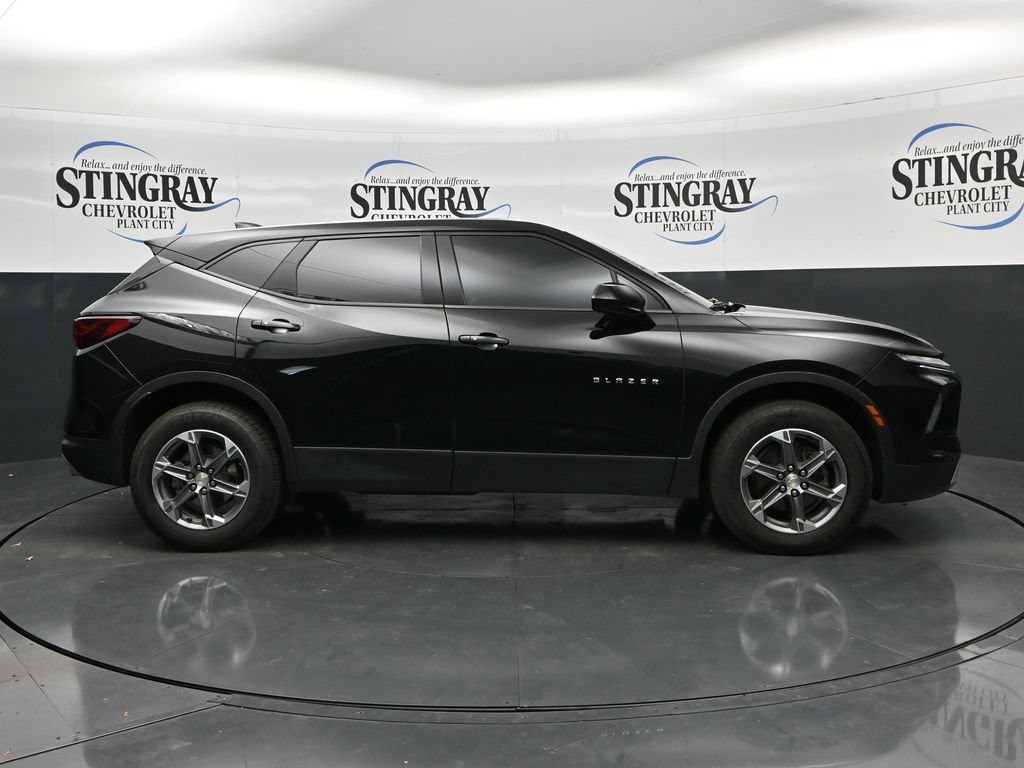 Used 2023 Chevrolet Blazer LT FWD image 8