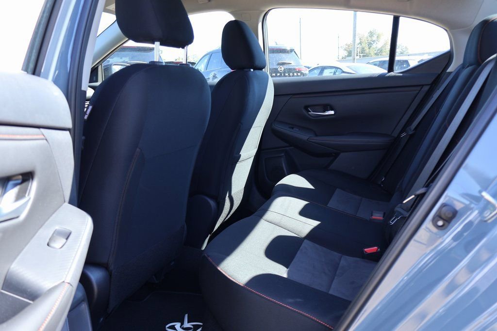 New 2025 Nissan Sentra SR image 8