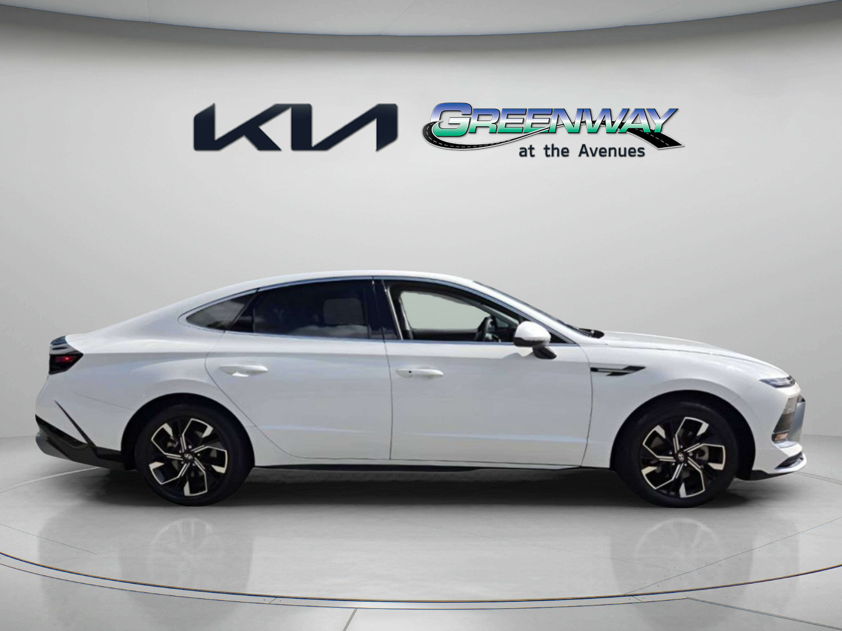 Used 2024 Hyundai Sonata SEL FWD image 8