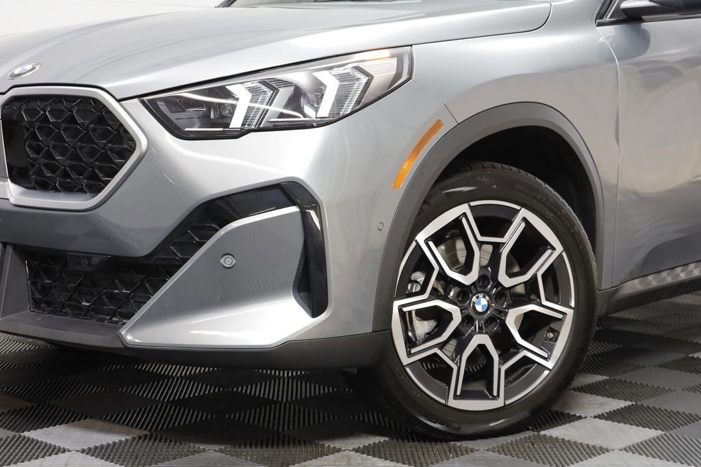 Certified 2026 BMW X2 xDrive28i image 3