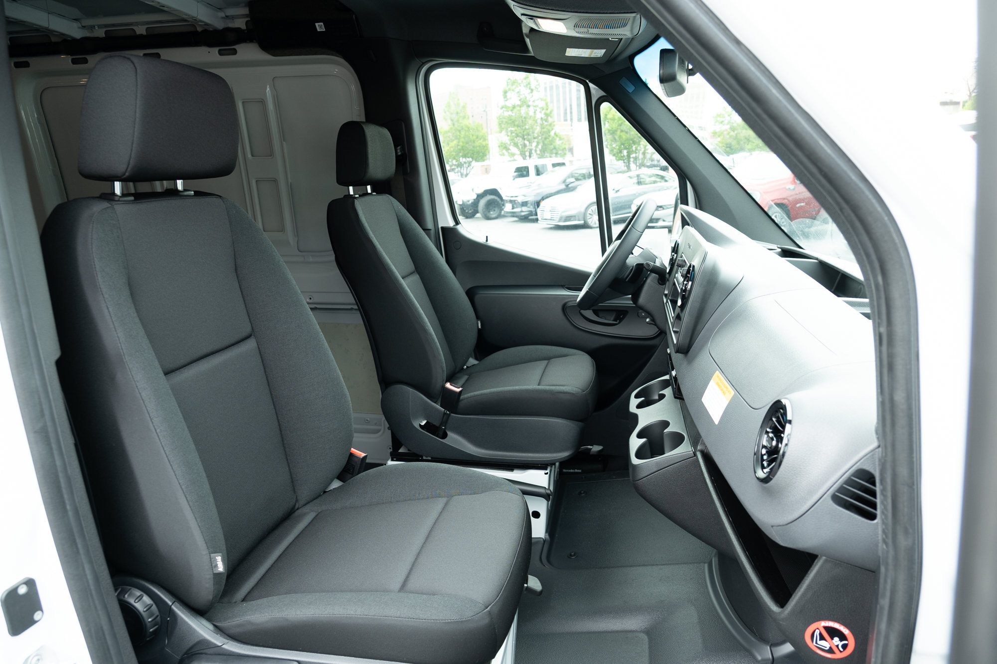 Used 2026 Mercedes-Benz Sprinter 2500 image 19