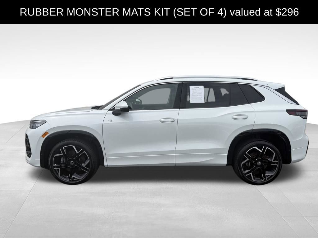 Used 2026 Volkswagen Tiguan SEL R-Line AWD/4WD image 4