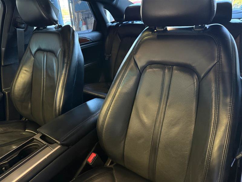 Used 2019 Lincoln MKZ Reserve FWD image 11