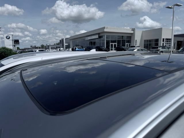 New 2026 BMW X5 xDrive40i w/ Premium Package AWD/4WD image 9