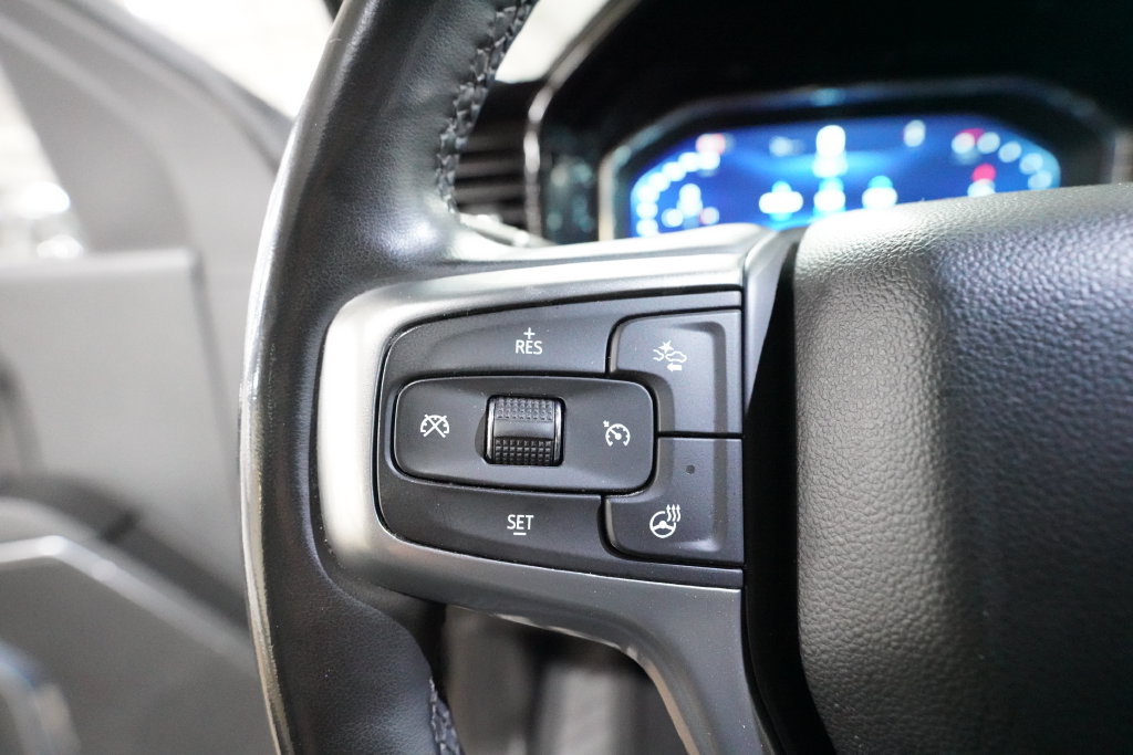 Used 2024 Chevrolet Silverado 2500 LT w/ Midnight Edition AWD/4WD image 14