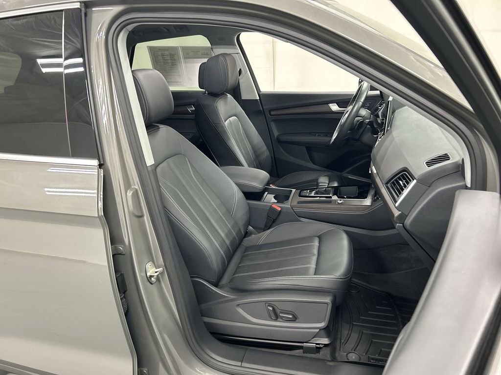 Used 2023 Audi Q5 2.0T Premium Plus AWD/4WD image 23
