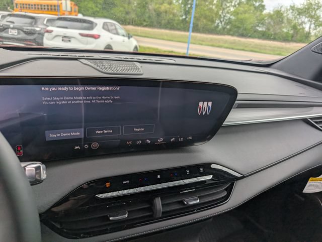 New 2026 Buick Enclave Preferred w/ Power Package FWD image 19