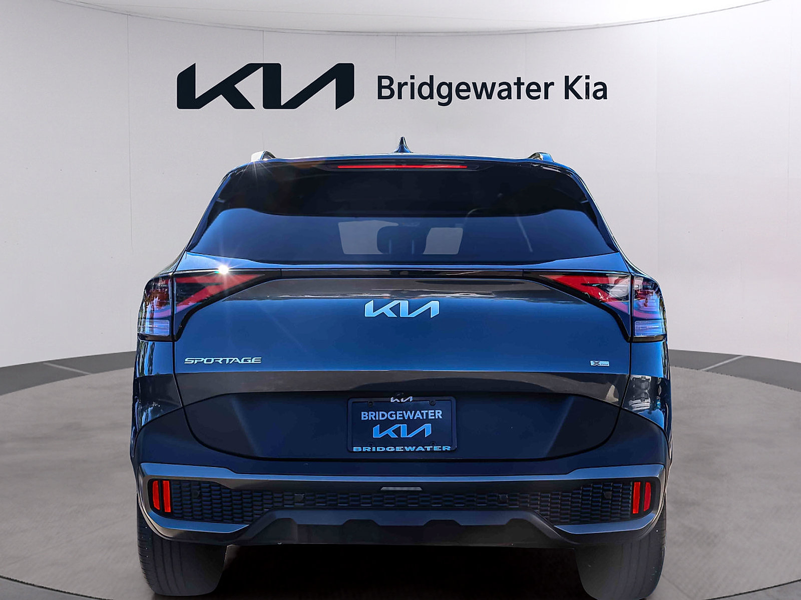 Used 2023 Kia Sportage X-Line w/ X-Line Premium Package AWD/4WD image 5