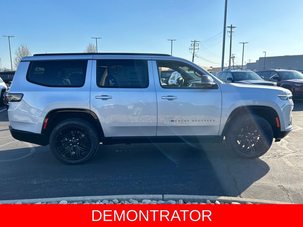 New 2026 Jeep Grand Wagoneer Limited AWD/4WD image 8