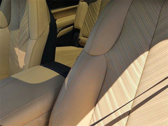 New 2026 Cadillac Escalade IQ Luxury 2 image 16