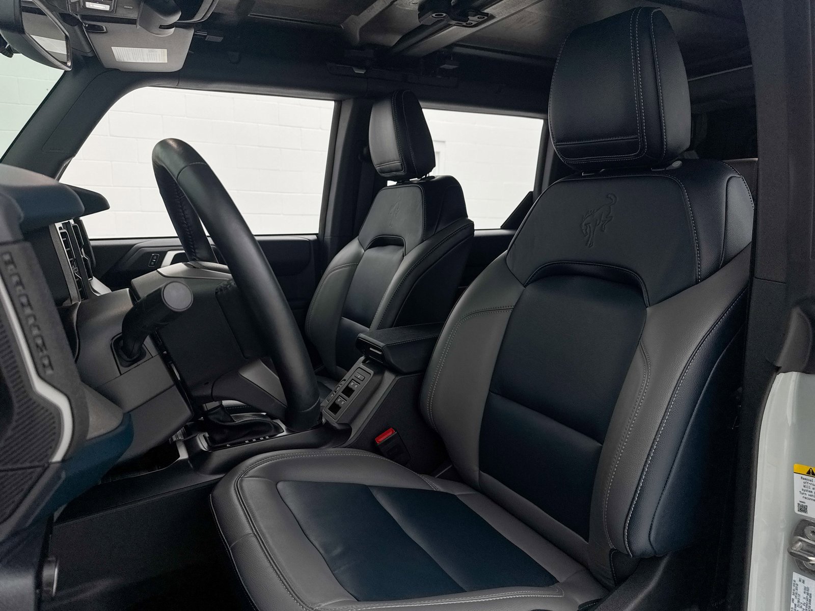 Used 2024 Ford Bronco Outer Banks image 19