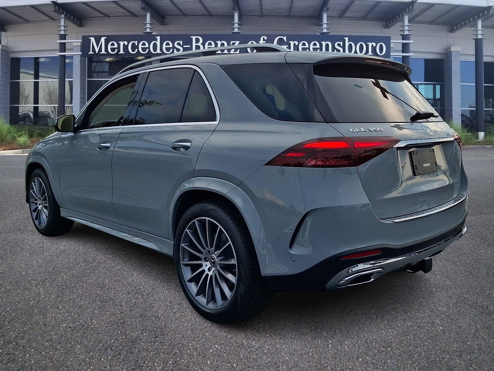 New 2026 Mercedes-Benz GLE 350 4MATIC image 3