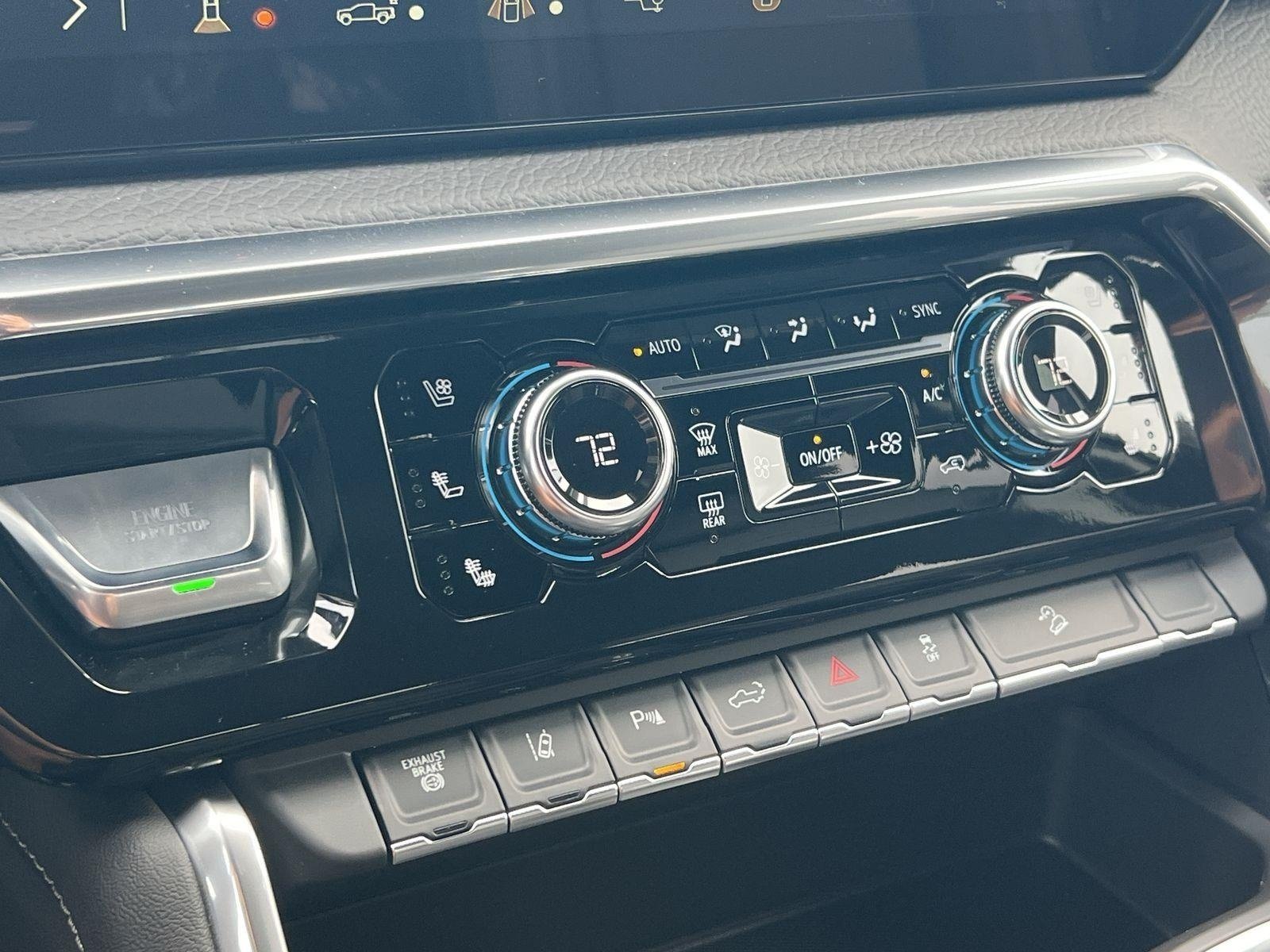 New 2026 GMC Sierra 3500 Denali AWD/4WD image 20