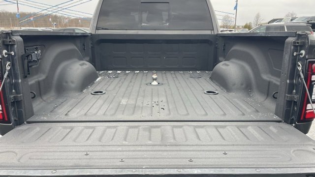Used 2022 RAM 3500 Limited image 5