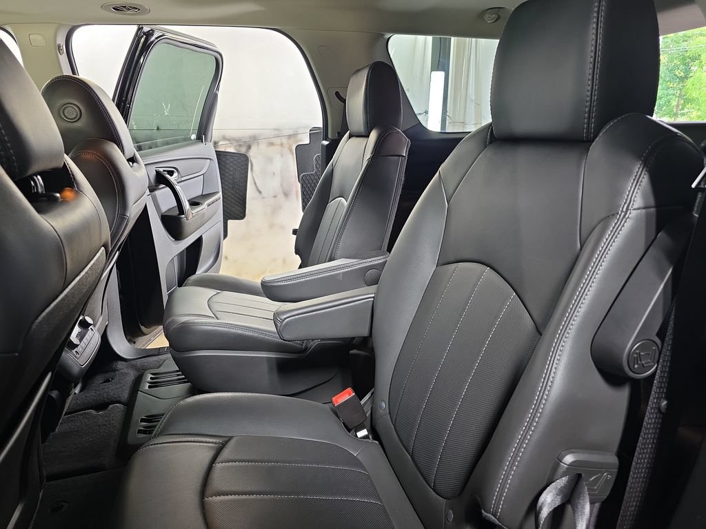 Used 2017 GMC Acadia Limited SLT AWD/4WD image 16