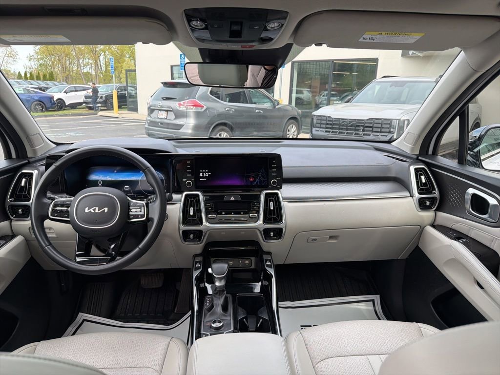 Certified 2023 Kia Sorento SX AWD/4WD image 24