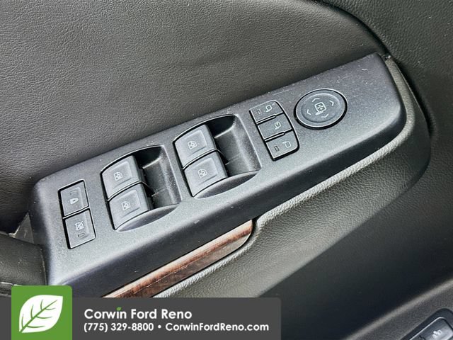 Used 2018 GMC Yukon SLT AWD/4WD image 19
