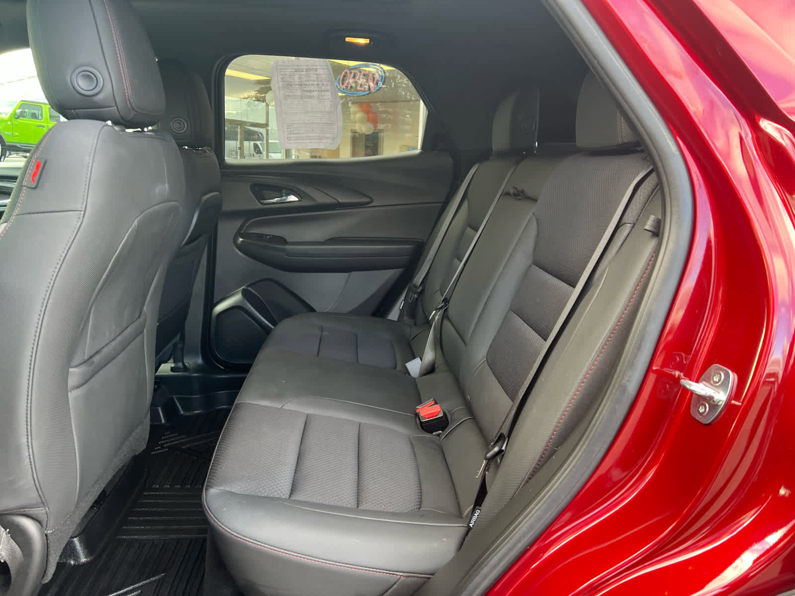 Used 2023 Chevrolet TrailBlazer RS w/ Sun and Liftgate Package image 12