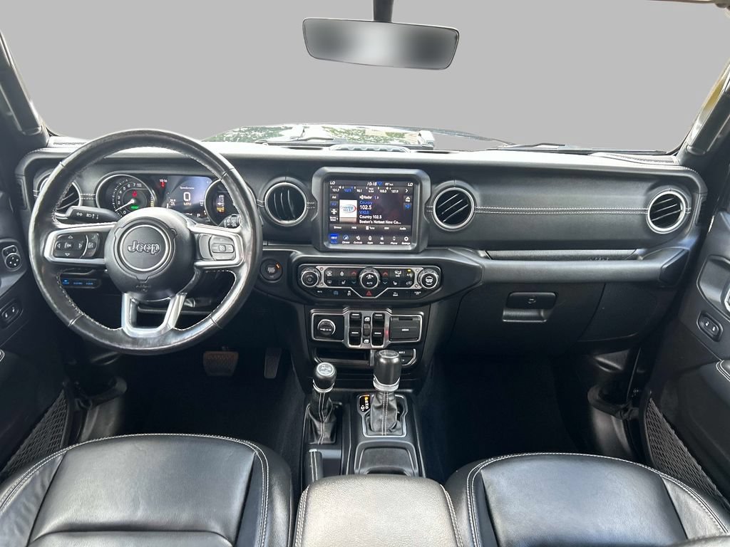Used 2023 Jeep Wrangler Unlimited Sahara w/ Cold Weather Group AWD/4WD image 19
