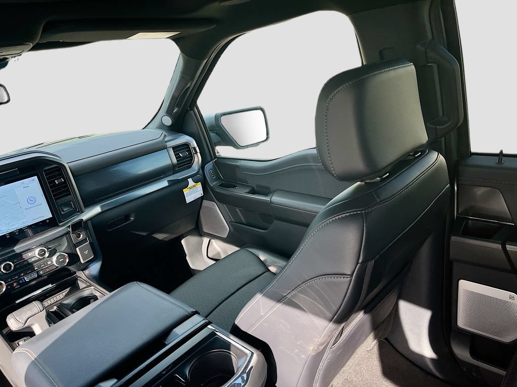 Used 2025 Ford F150 Lariat w/ Equipment Group 502A High AWD/4WD image 25