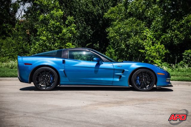 Used 2010 Chevrolet Corvette ZR1 RWD image 12