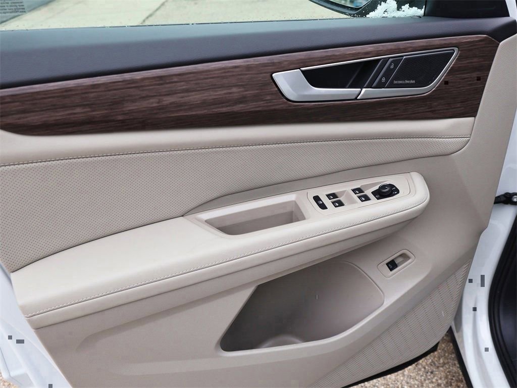 New 2026 Volkswagen Atlas SEL Premium R-Line image 15