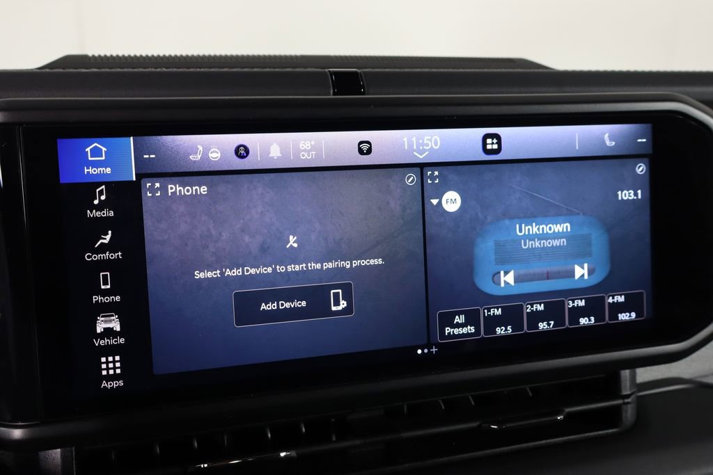 Used 2025 Jeep Wrangler Unlimited Sahara w/ Safety Group image 30